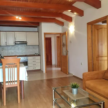 Apartment Anima 3 *